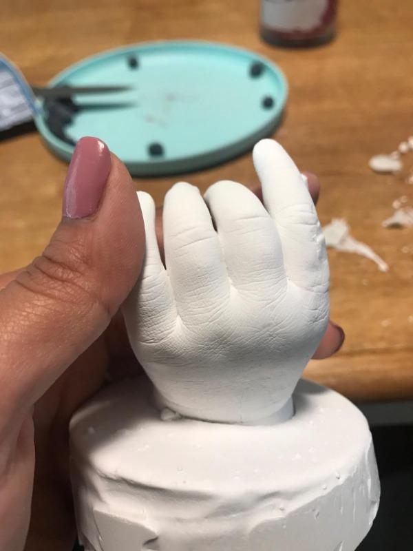 Luna Bean Baby Keepsake Hand Casting Kit - Plaster Hand Molding