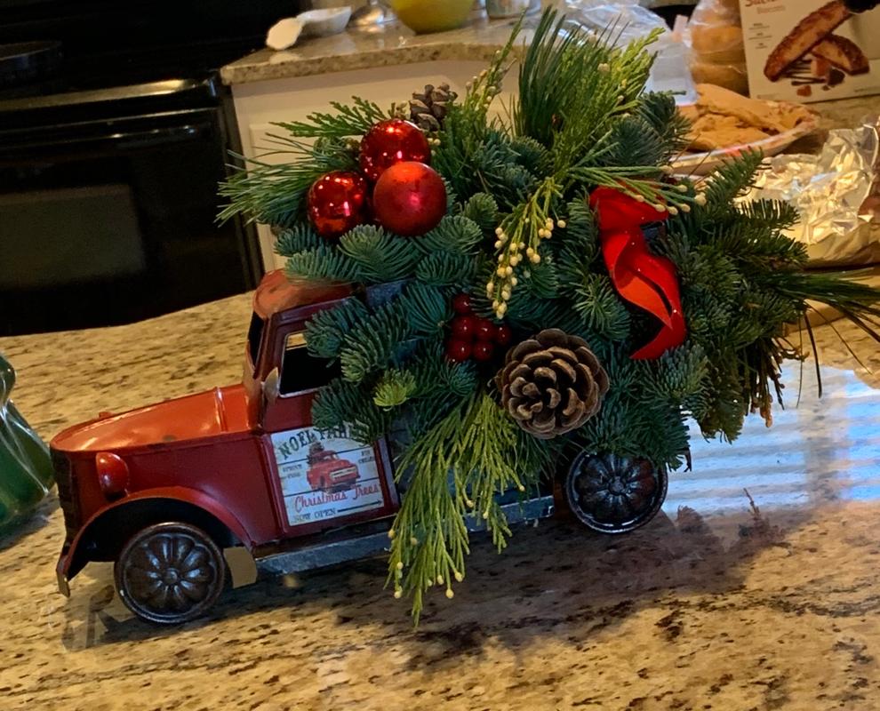 Primitive Winter Christmas Red Truck Vintage Bread Tin Loaf