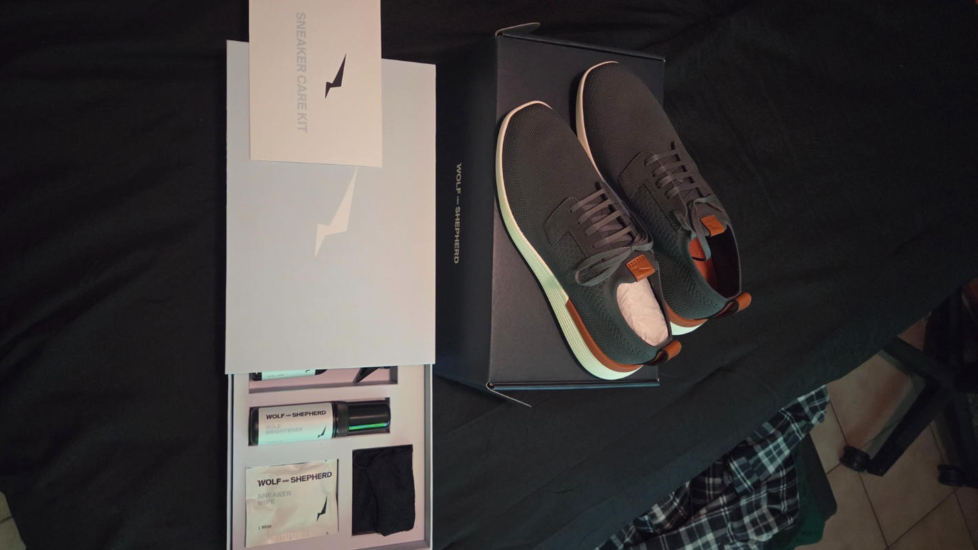 Sneaker Care Kit | WOLF & SHEPHERD – Wolf & Shepherd