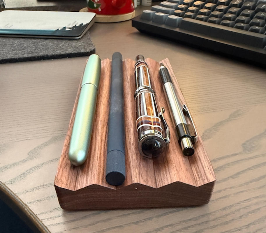 Gather Wood Zigzag Tray (2x1 - Walnut) – Ugmonk