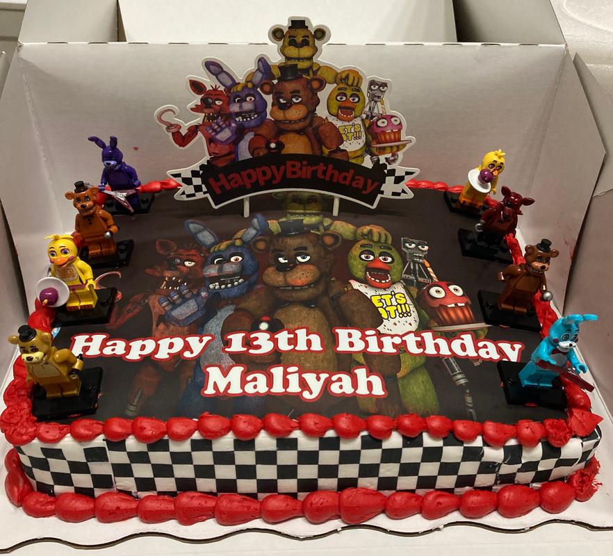 Five Nights at Freddy's Edible Cake Image Topper Personalized Picture 1/4  Sheet (8x10.5) 