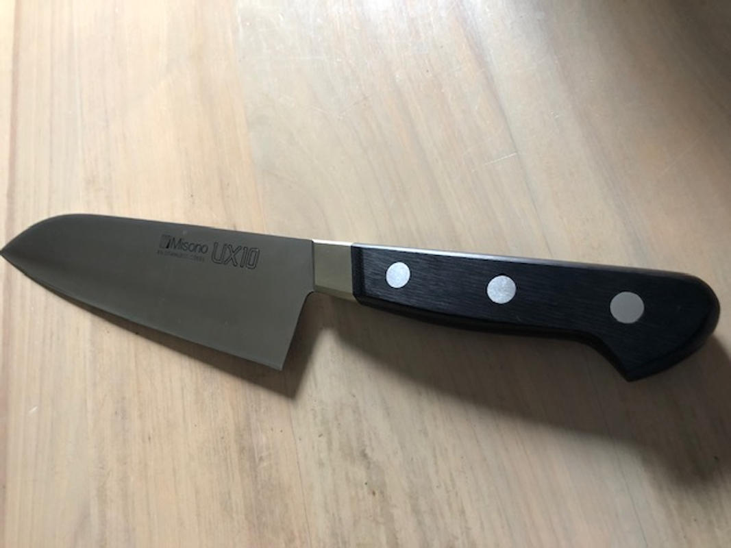 Misono UX10 Series Santoku Knife | JapaneseChefsKnife.Com Misono UX10 Series Santoku Knife | JapaneseChefsKnife.Com
