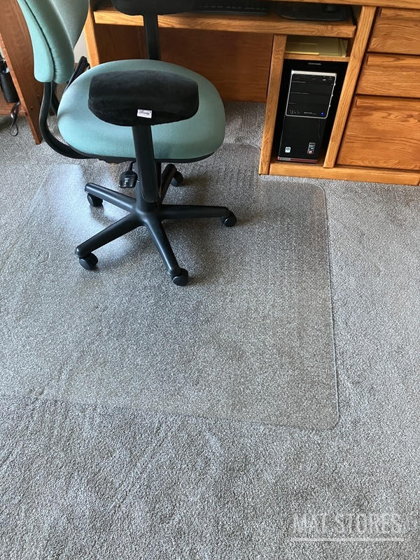 Cleartex Ultimat Chair Mat for Plush Pile Carpets over 1 2 Clear Polycarbonate Lipped Carpet Protector