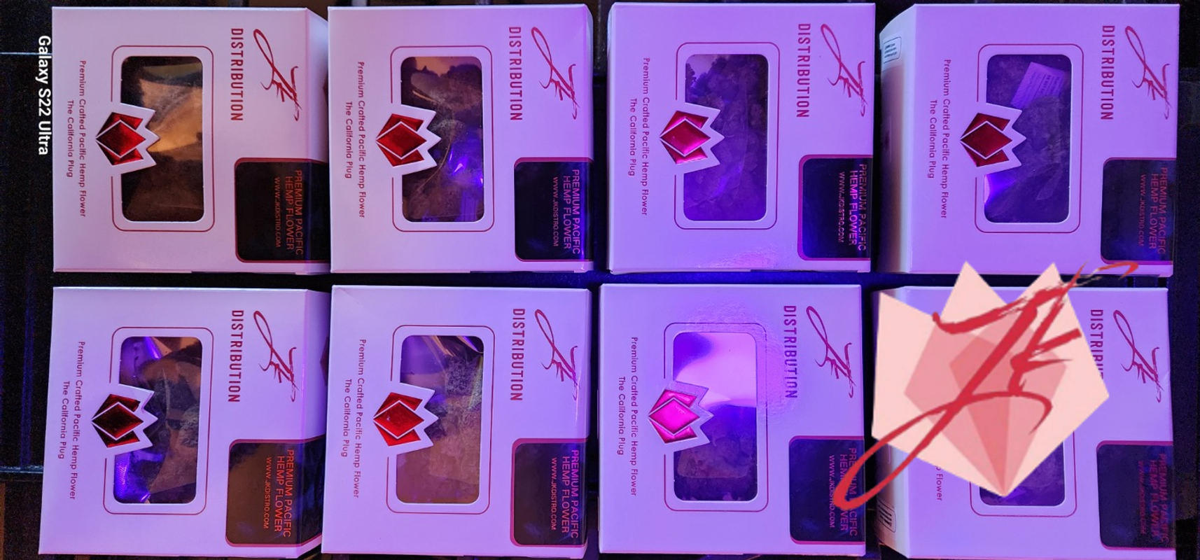 Flight Of California HotBox (8 Flowers -3.5g each) - JK Distro