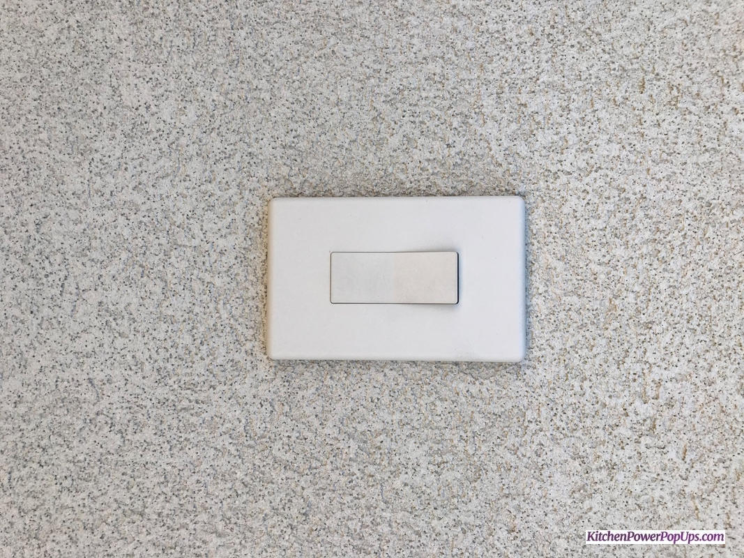 Weatherproof Outdoor Light Switch Cover, Single Gang, Waterproof