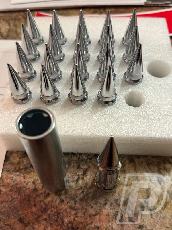 Gorilla Spike Lug Nuts, 14mm x 1.5, Chrome