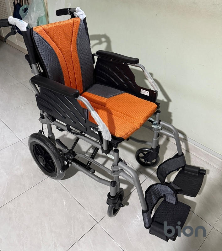 Bion Lightweight Singapore Wheelchair |Detach Footrest,Flip-up