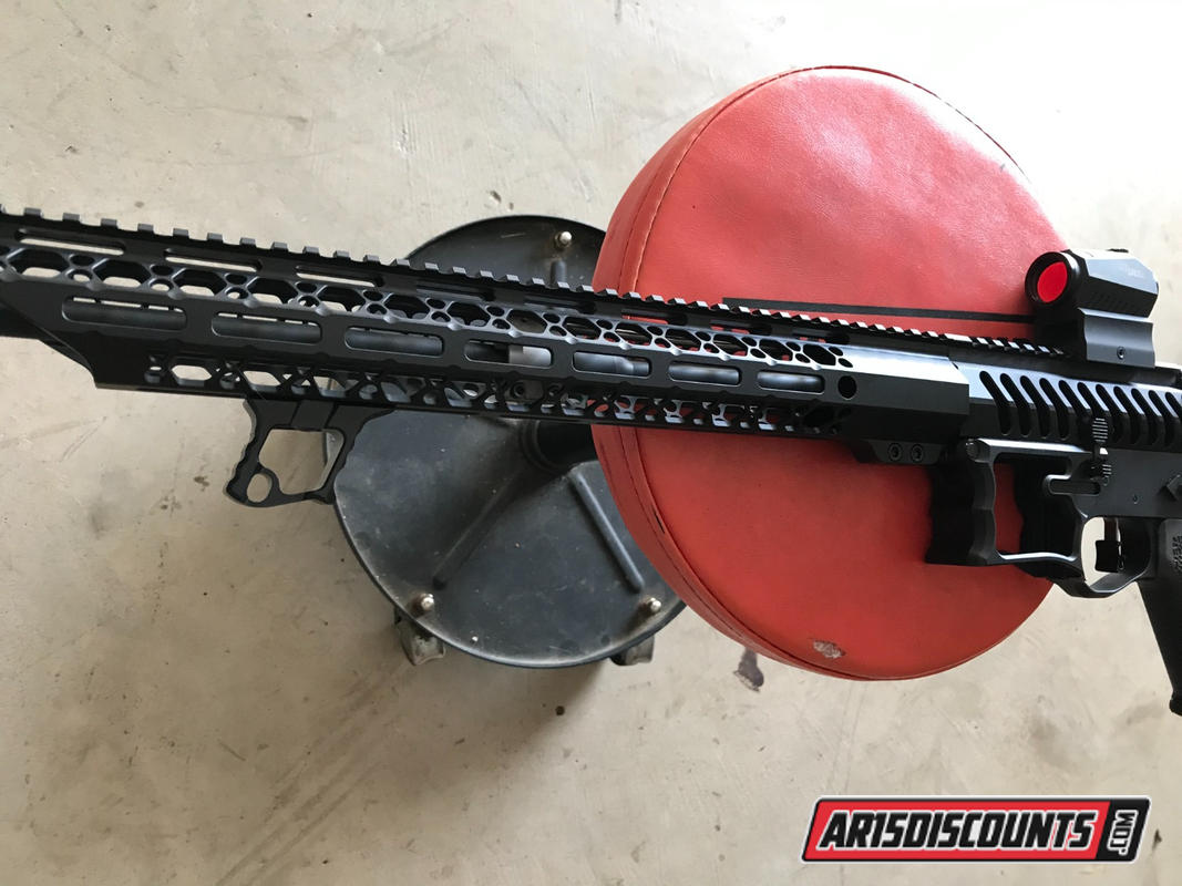 Tyrant Designs AR-15/10 M-LOK Handstop - AR15Discounts