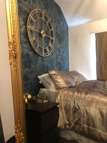 Willow Bay Home & Garden Antique Gold Metal Round Wall Clock Review