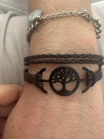 Treehuggers Bracelets Treehuggers Recycled Leather Signature Charm: Plant a tree with every bracelet  Review