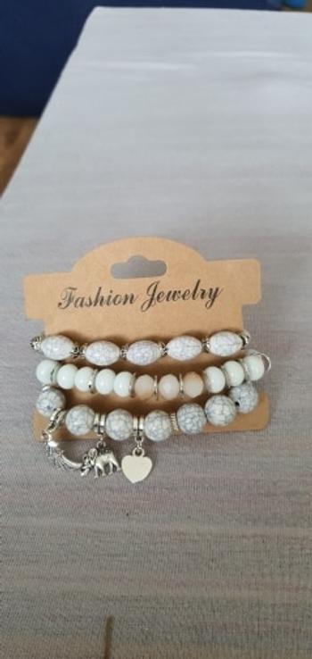 Treehuggers Bracelets Save an Elephant 3 Piece Bracelet (Plant 3 Trees ) Review