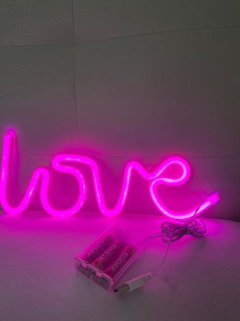 ArtZMiami Neon Love Light Review