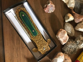 BLADES NOW Gothic Gold Ornate Stiletto Spring Assisted Pocket Knife Review