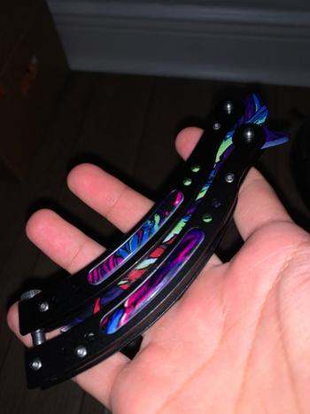 BLADES NOW Hyper Beast Video Game IRL Balisong Knife (Sharp) Review