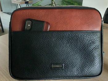 Vaja iPad Air (2020) and iPad Pro 11 Zippered Leather Pouch Review