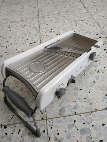 Kitchen Groups Manual Vegetable Mandoline Slicer Review