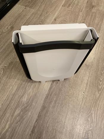 SNAPPYFINDS - Hanging Foldable Waste Bin Review