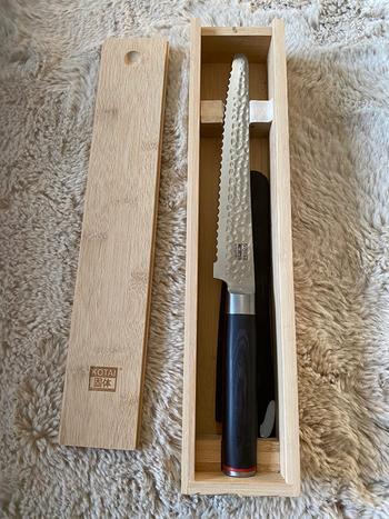 KOTAI Serrated Bread Knife - 200 mm blade Review