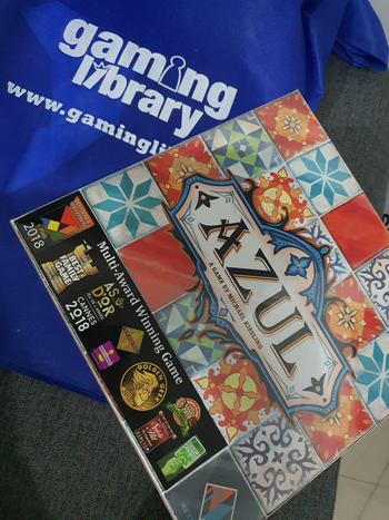 Gaming Library Azul Review