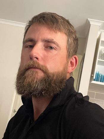 Beard Guru Australia Pro Beard Straightener - 2 In 1 - For Australian Men Review