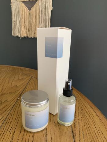 L U C Y K I N G NELSON Candle Review