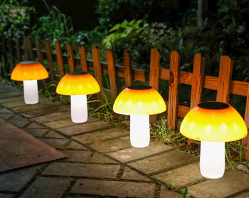 Sporal Solar-Powered Mushroom Light Review
