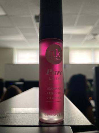 NICKA K NEW YORK PURE LIP OIL Review