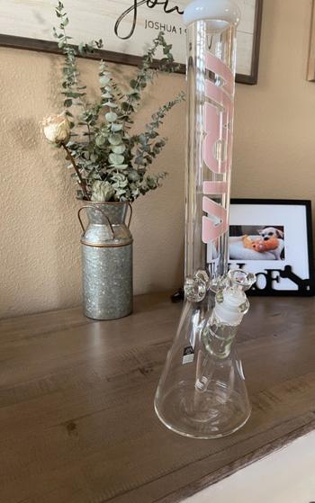 MOTA Glass 18 x 9mm Pink & White Thick Beaker Bong Review