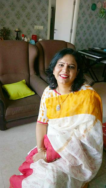 CHHAPA CHANDERI SAREE- Pujo with Red & Yellow Review