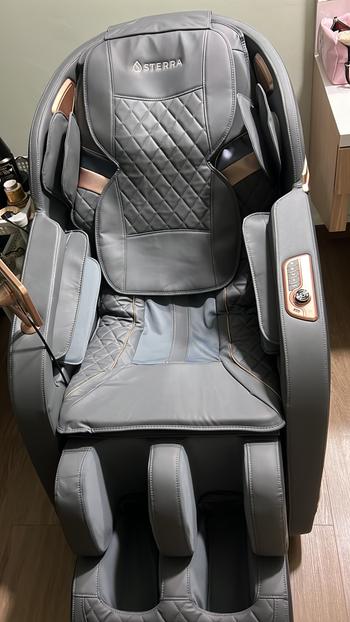 Sterra Sterra Starlight™ Premium Massage Chair Review