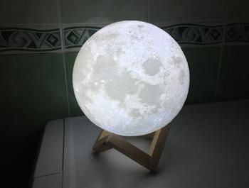 Luxurie Decor Surreal Lunar Lamp Review