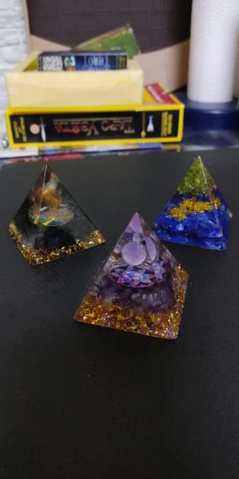 MindedSpirit.com Natural Amethyst Pyramid Review