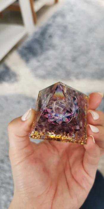 MindedSpirit.com Natural Amethyst Pyramid Review