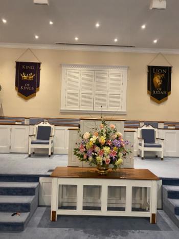 PraiseBanners Names of Christ Lion of Judah Embellished Banner Review