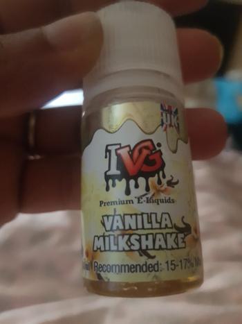Grey Haze ECig Store Vanilla Milkshake Concentrate IVG 30ml Review