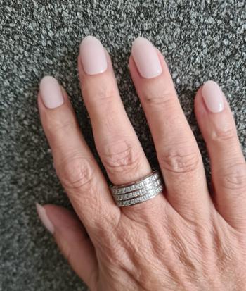 Christiane von MANIKO Creamy Sheer UV Review