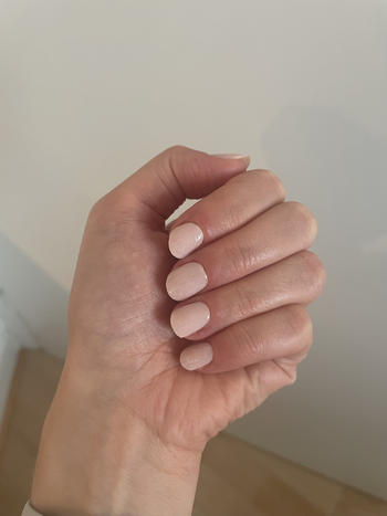 Christiane von MANIKO Grape UV Review
