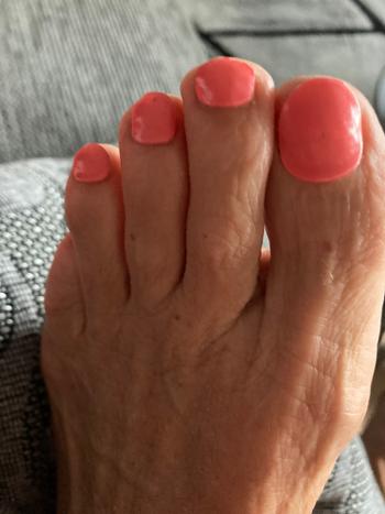 Christiane von MANIKO Vivid Coral UV Pedi Review