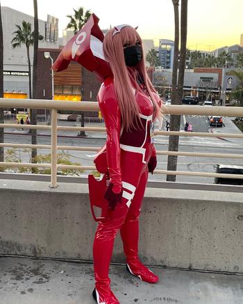 Uwowo Cosplay 【In Stock】UWOWO Anime DARLING in the FRANXX Cosplay Plus Size Costume Zero Two CODE:002 Bodysuit Plug suit Christmas gifts Review