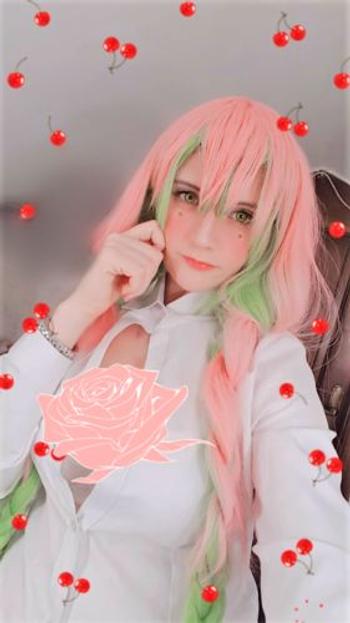 Uwowo Cosplay Uwowo Demon Slayer: Kimetsu no Yaiba Kanroji Mitsuri Cosplay Wig 85cm Long Pink Green Gradient Wig Review