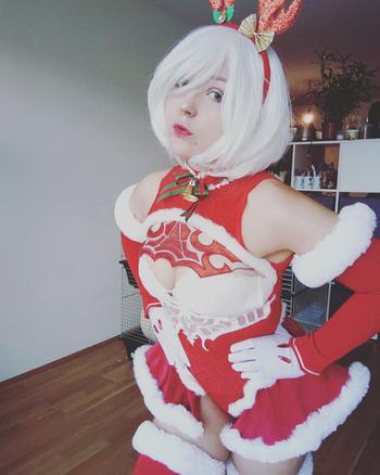 Uwowo Cosplay Uwowo Nier: Automata 2B Red Holiday Christmas Cosplay Costume Review