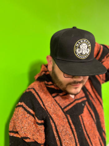 Mammoth Headwear Classic Snapback - Blacked Out Review