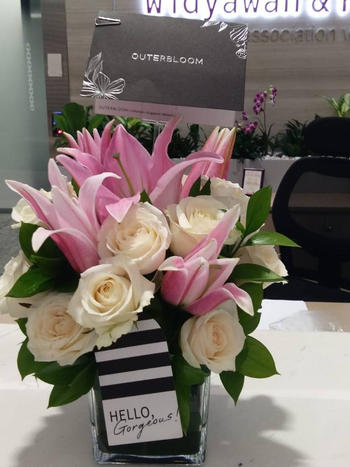 Outerbloom White Elysian Bloom Box Review