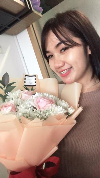 Outerbloom Majestic Pink Roses with Baby Breath Bouquet Review