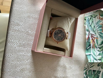 Thomas Earnshaw International Rosy Gold Review