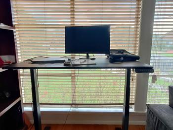 OMNIDESK AUSTRALIA Omnidesk Pro 2020 Electric Standing Desk Review