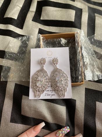 Glitz & Love Luxe Feather Earrings Review