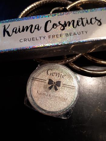 Kaima cosmetics Loose glitter pigment - Genie Review