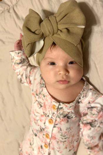Bailey's Blossoms Bow Front Hair Wraps Review