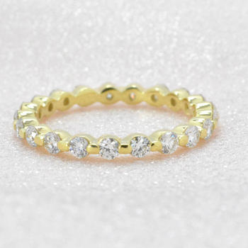 LISA ROBIN The Tristan Floating 3/4 Carat Diamond Eternity Band Review